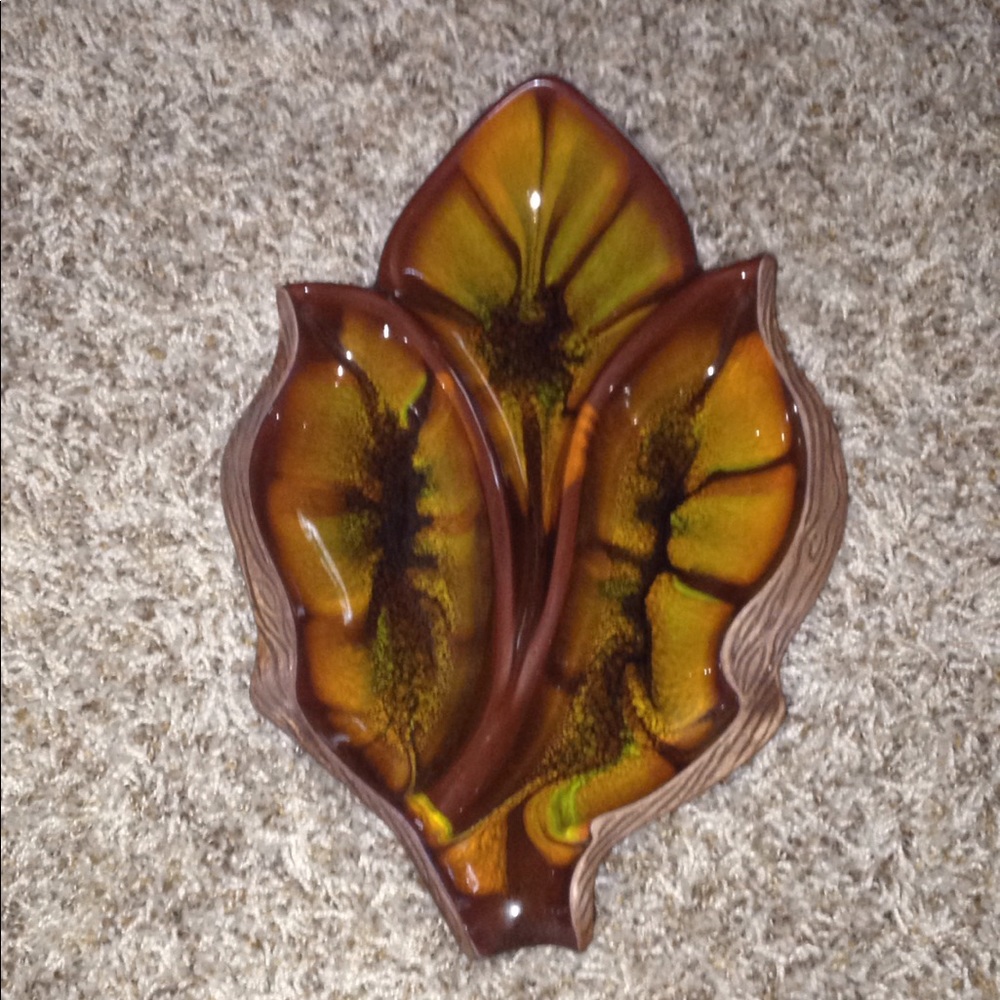 Leaf Dish - Picture 5 of 11